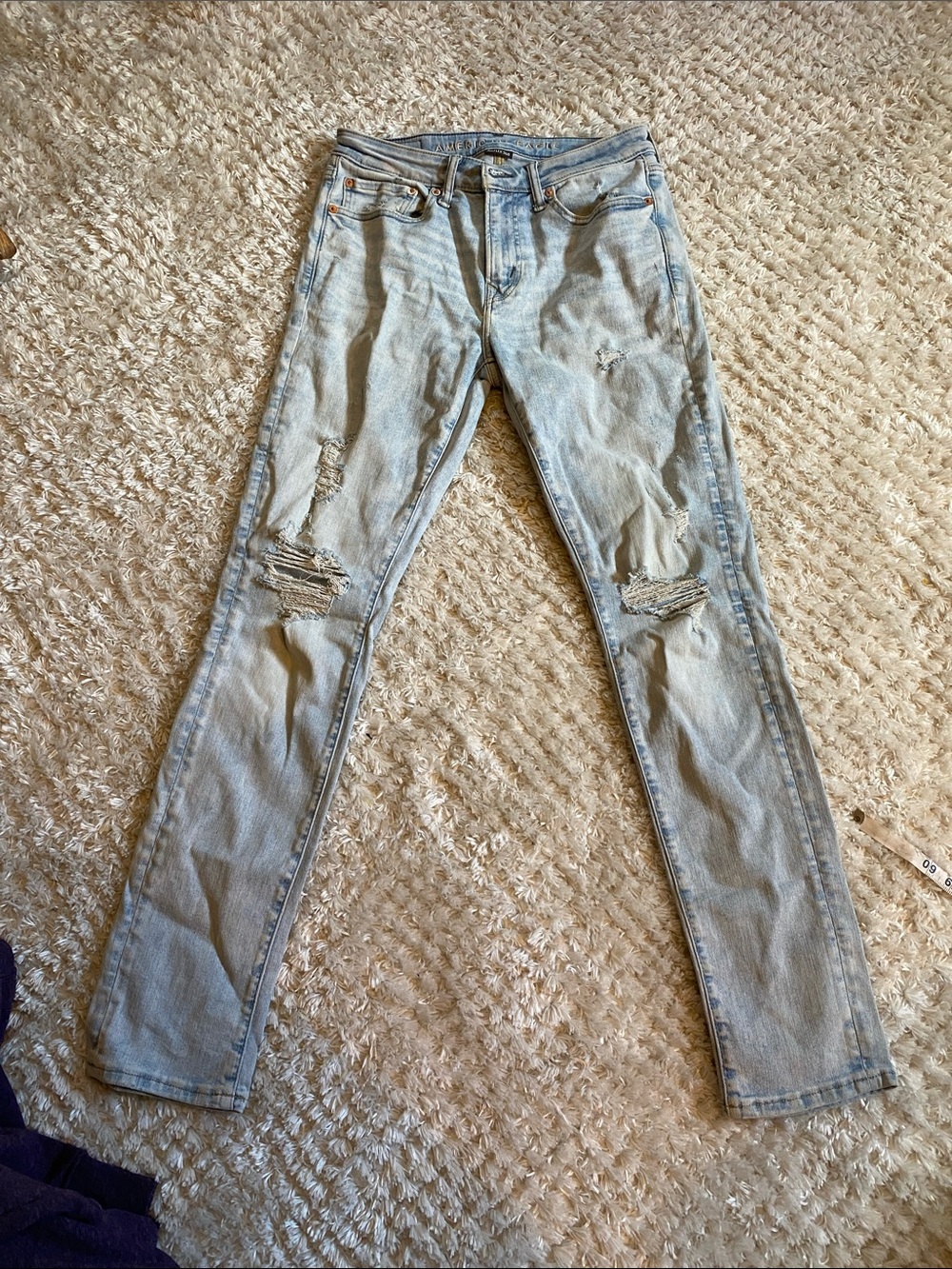 American Eagle Outfitters Light Wash Skinny Jeans - Light Blue